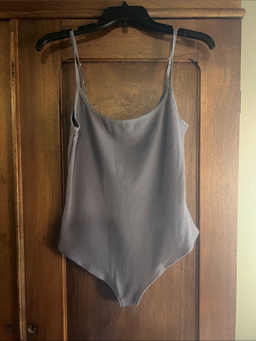 Ribbed Scoop Neck Bodysuit in Light Gray